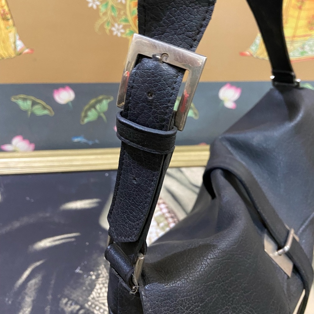 Leather Bag. - Picture 10 of 14